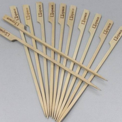 Cheap and good quality bamboo sticks of natural origin